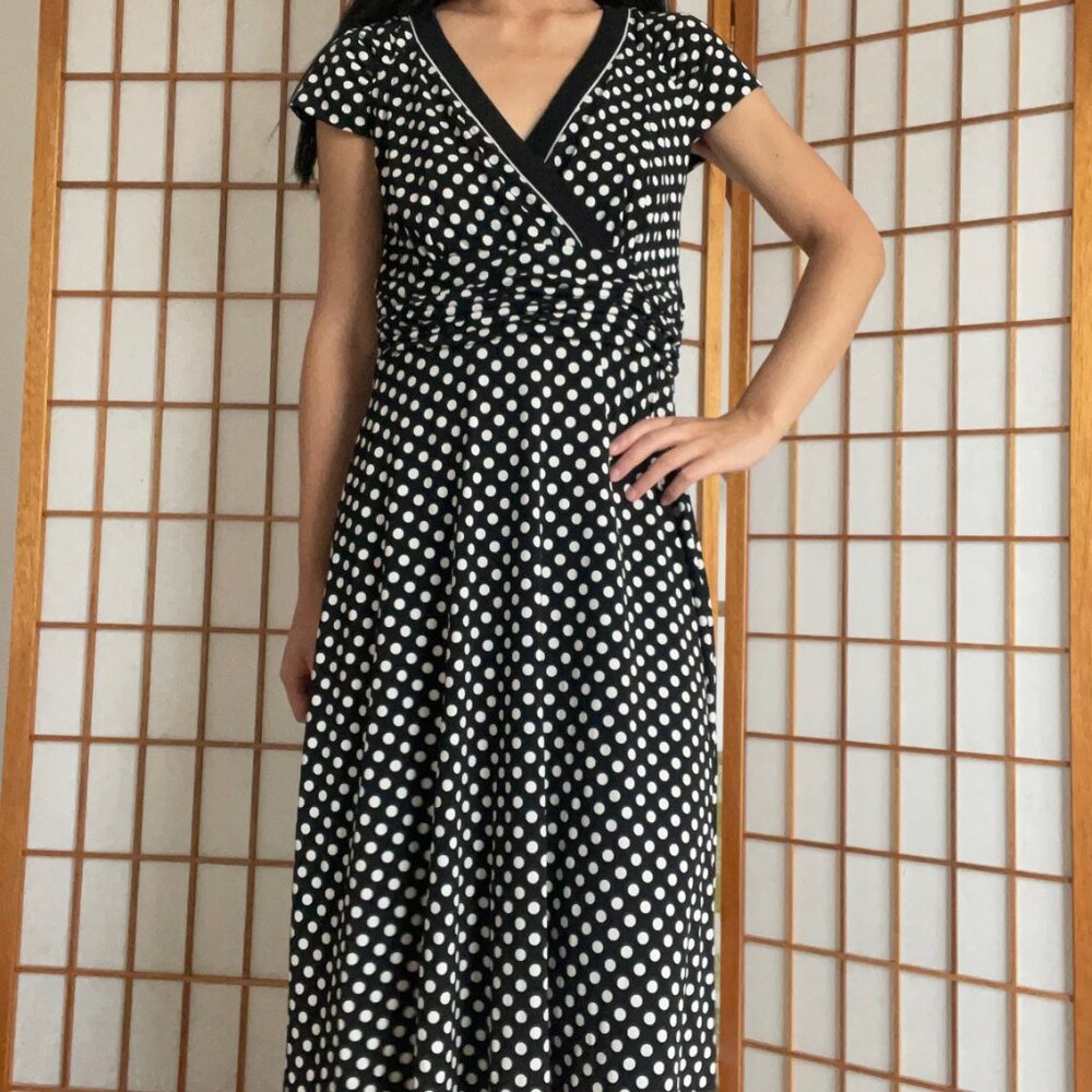 Bellissima Retro Midi Polka Dot V-Neck Dress - Picture 2 of 11